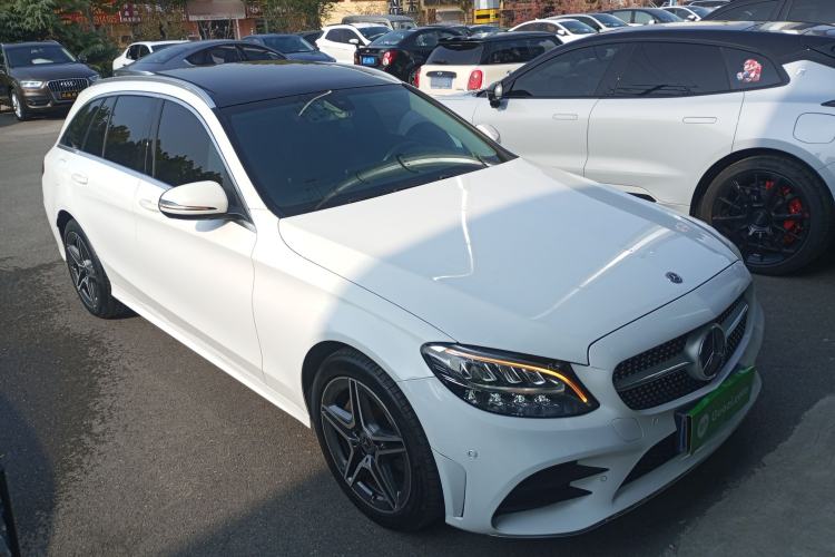 Used Mercedes-Benz C-Class 2019 C 260 Estate Exterior 2