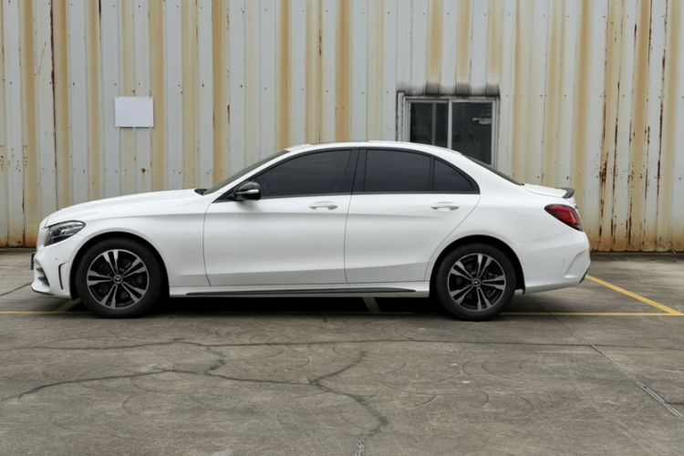 Used Mercedes-Benz C-Class 2019 C 260 Sport Edition Exterior 2