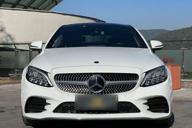 Used Mercedes-Benz C-Class 2019 C 260 Coupe Exterior 2