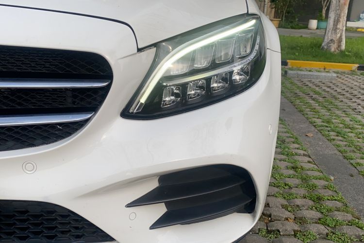 Used Mercedes-Benz C-Class 2019 C 260 Sport Edition Exterior 2