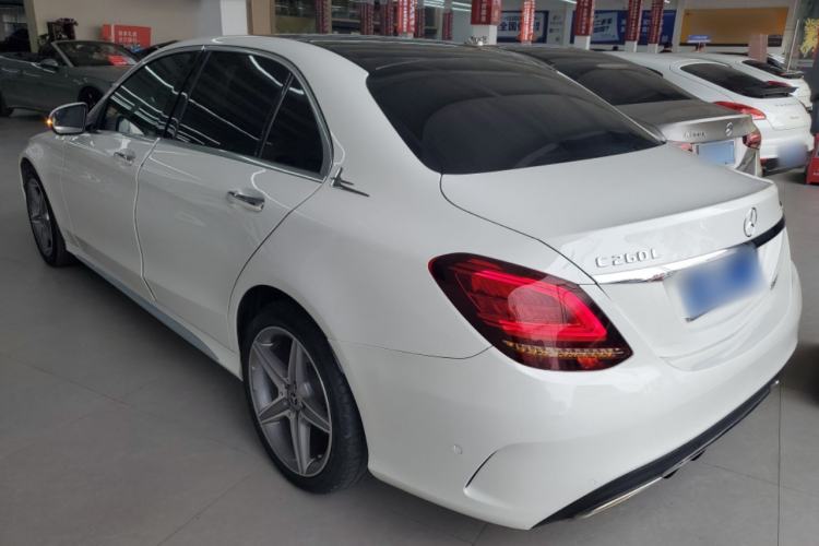 Used Mercedes-Benz C-Class 2019 C 260 L 4MATIC Sport Edition Exterior 2