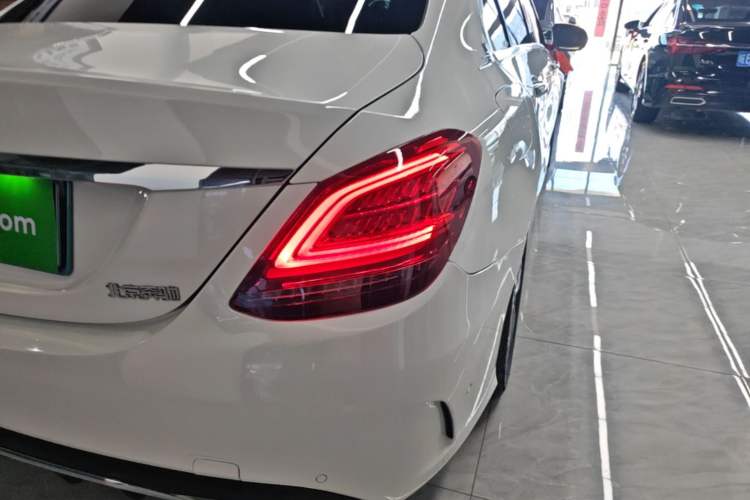 Used Mercedes-Benz C-Class 2019 C 180 L Fashion Edition Sport Version Exterior 3