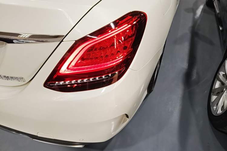Used Mercedes-Benz C-Class 2019 Restyled C 260 L Sport Edition Exterior 3