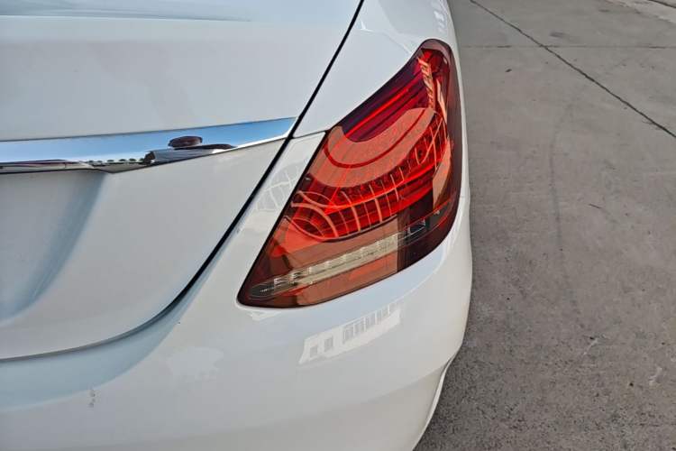 Used Mercedes-Benz C-Class 2019 C 180 L Fashion Edition Sport Version Exterior 3