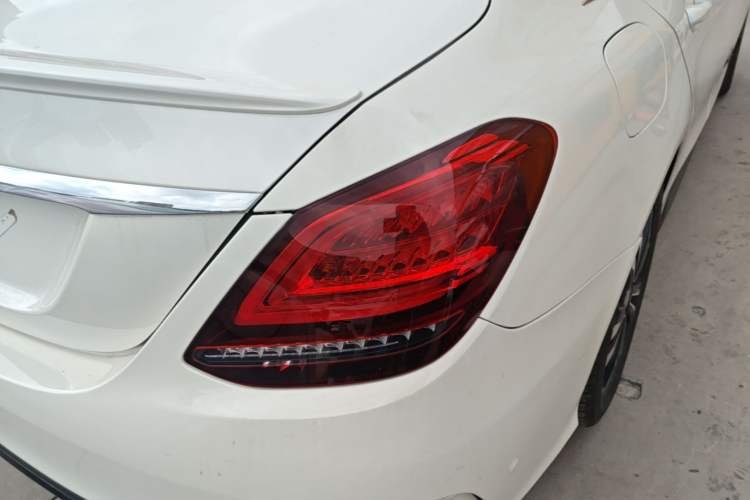 Used Mercedes-Benz C-Class 2019 C 260 Sport Edition Exterior 3