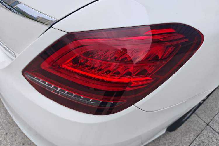 Used Mercedes-Benz C-Class 2019 Restyled C 260 L Sport Edition Exterior 3