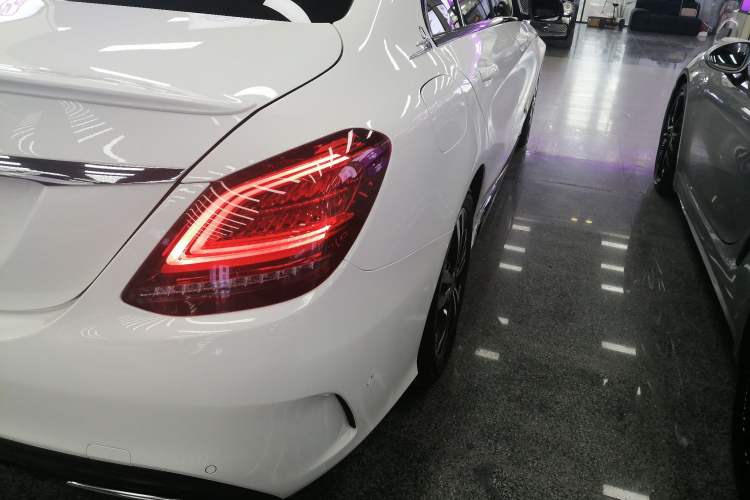 Used Mercedes-Benz C-Class 2019 C 260 Sport Edition Exterior 3