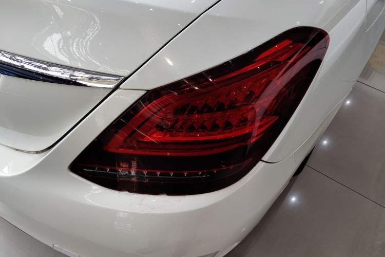 Used Mercedes-Benz C-Class 2019 C 180 L Fashion Edition Sport Version Exterior 3