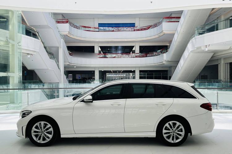 Used Mercedes-Benz C-Class 2019 C 180 Estate Exterior 3