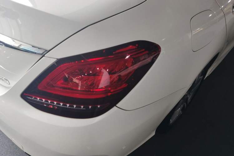 Used Mercedes-Benz C-Class 2019 C 260 L Sport Edition Exterior 3