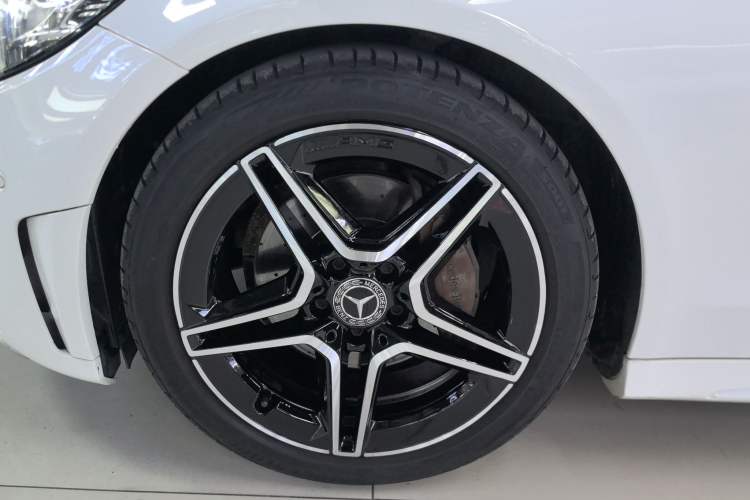 Used Mercedes-Benz C-Class 2019 C 260 Coupe Exterior 4