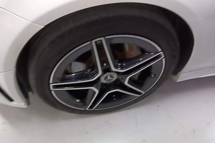 Used Mercedes-Benz C-Class 2019 C 260 Coupe Exterior 4