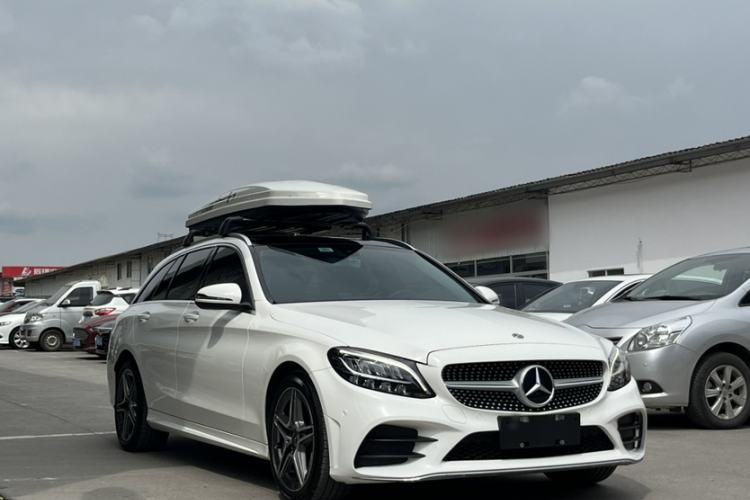 Used Mercedes-Benz C-Class 2019 C 260 Estate Exterior 4