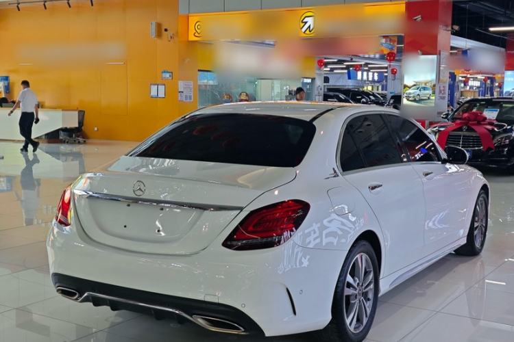 Used Mercedes-Benz C-Class 2019 C 180 L Fashion Edition Sport Version Exterior 4