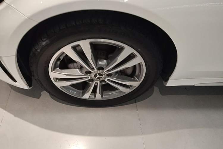 Used Mercedes-Benz C-Class 2019 C 180 L Fashion Edition Sport Version Exterior 4