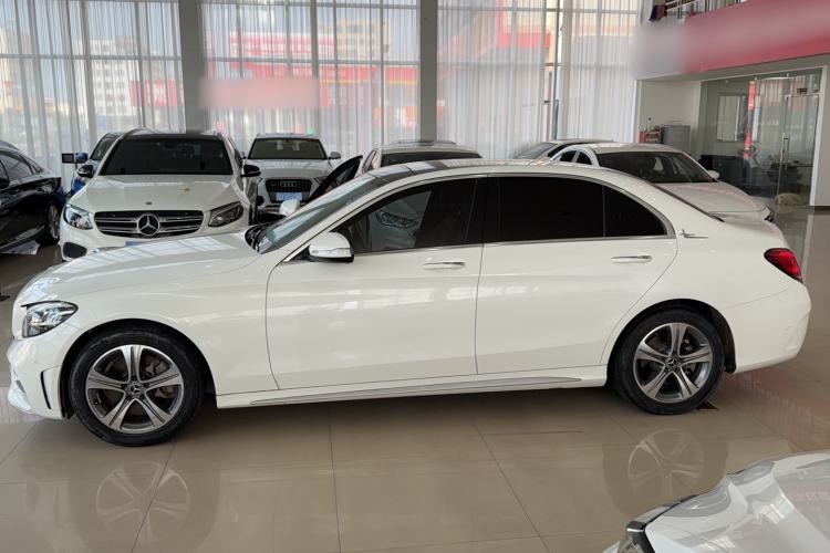 Used Mercedes-Benz C-Class 2019 Restyled C 260 L Sport Edition Exterior 4