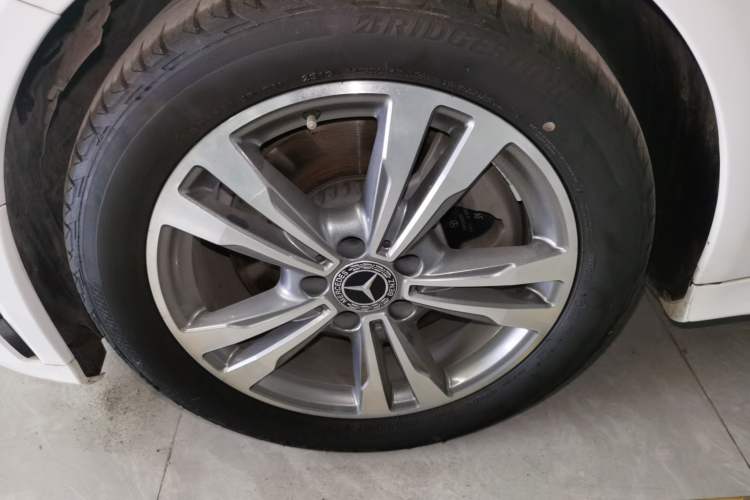 Used Mercedes-Benz C-Class 2019 C 180 L Fashion Edition Sport Version Exterior 4