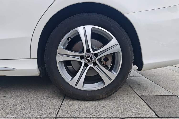 Used Mercedes-Benz C-Class 2019 Restyled C 260 L Sport Edition Exterior 4