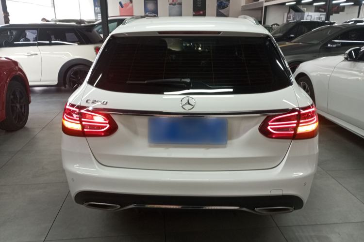 Used Mercedes-Benz C-Class 2019 C 260 Estate Exterior 4