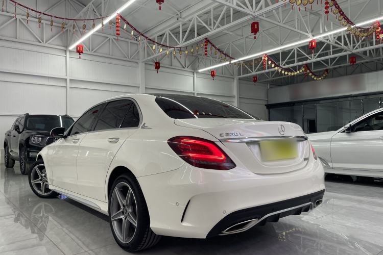 Used Mercedes-Benz C-Class 2019 C 260 L 4MATIC Sport Edition Exterior 4