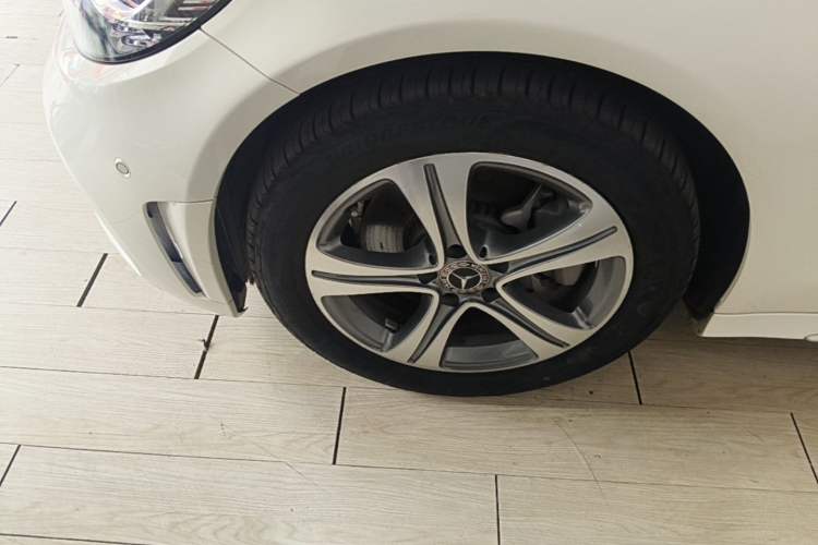 Used Mercedes-Benz C-Class 2019 Restyled C 260 L Sport Edition Exterior 4