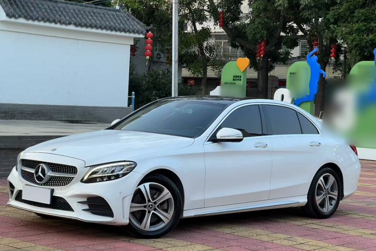 Used Mercedes-Benz C-Class 2019 Restyled C 260 L Sport Edition Exterior 4