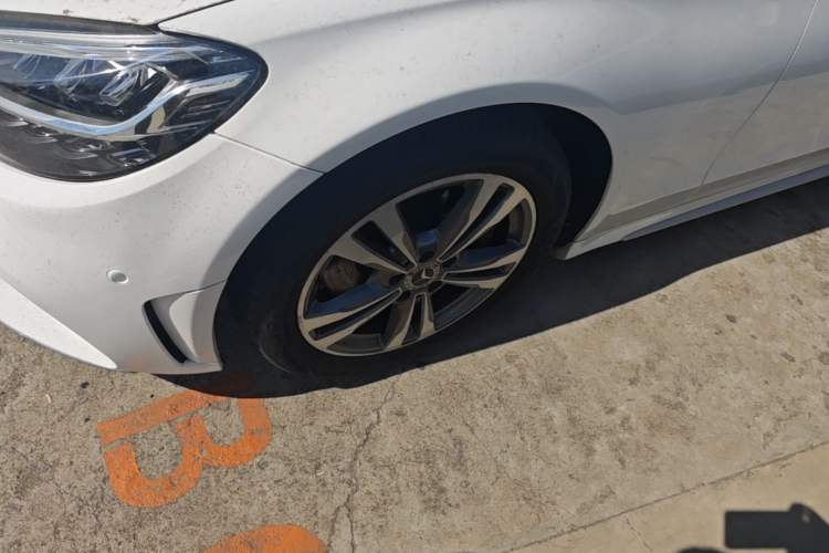 Used Mercedes-Benz C-Class 2019 C 180 L Fashion Edition Sport Version Exterior 4