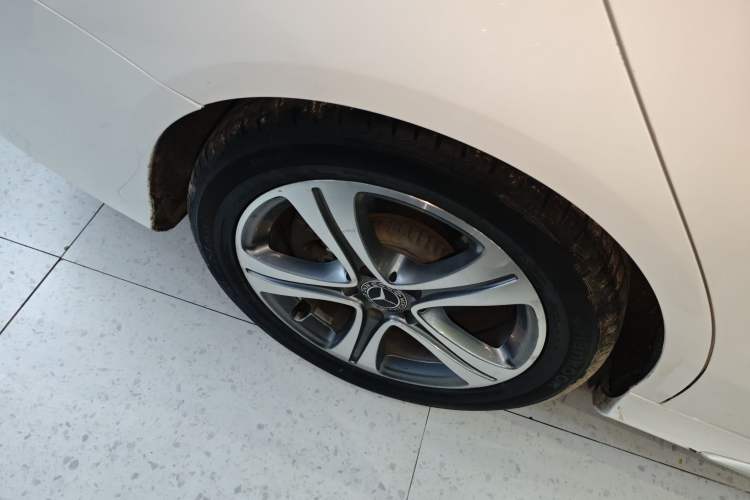 Used Mercedes-Benz C-Class 2019 Restyled C 260 L Sport Edition Exterior 5