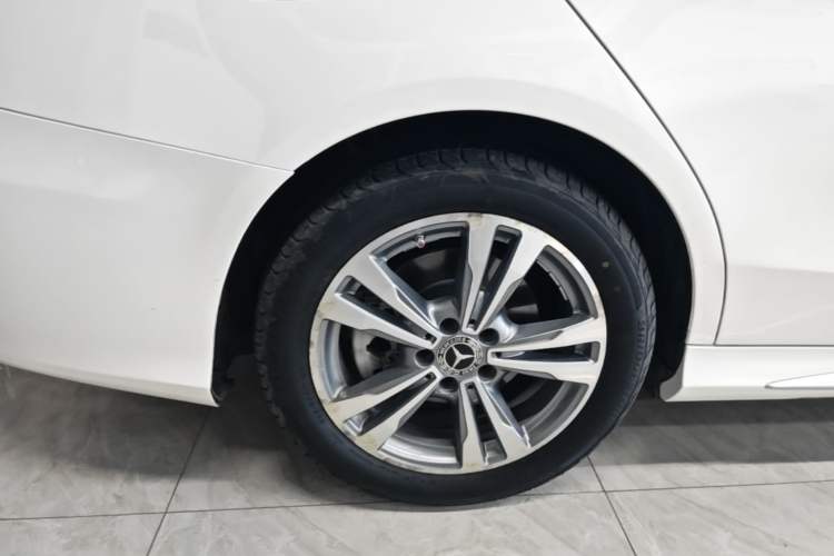 Used Mercedes-Benz C-Class 2019 C 180 L Fashion Edition Sport Version Exterior 5