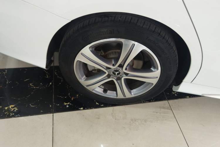 Used Mercedes-Benz C-Class 2019 Restyled C 260 L Sport Edition Exterior 5