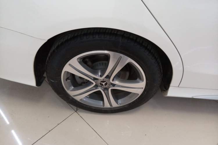 Used Mercedes-Benz C-Class 2019 C 260 L Sport Edition Exterior 5
