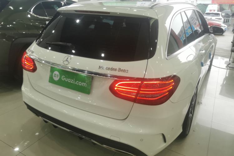 Used Mercedes-Benz C-Class 2019 C 260 Estate Exterior 5