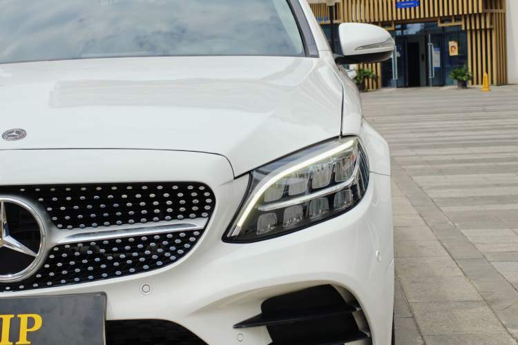 Used Mercedes-Benz C-Class 2019 C 180 L Fashion Model Exterior 5