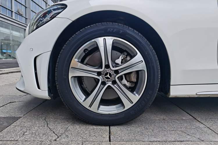 Used Mercedes-Benz C-Class 2019 Restyled C 260 L Sport Edition Exterior 5