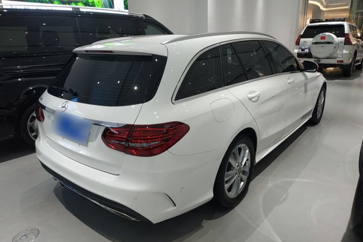 Used Mercedes-Benz C-Class 2019 C 180 Estate Exterior 5