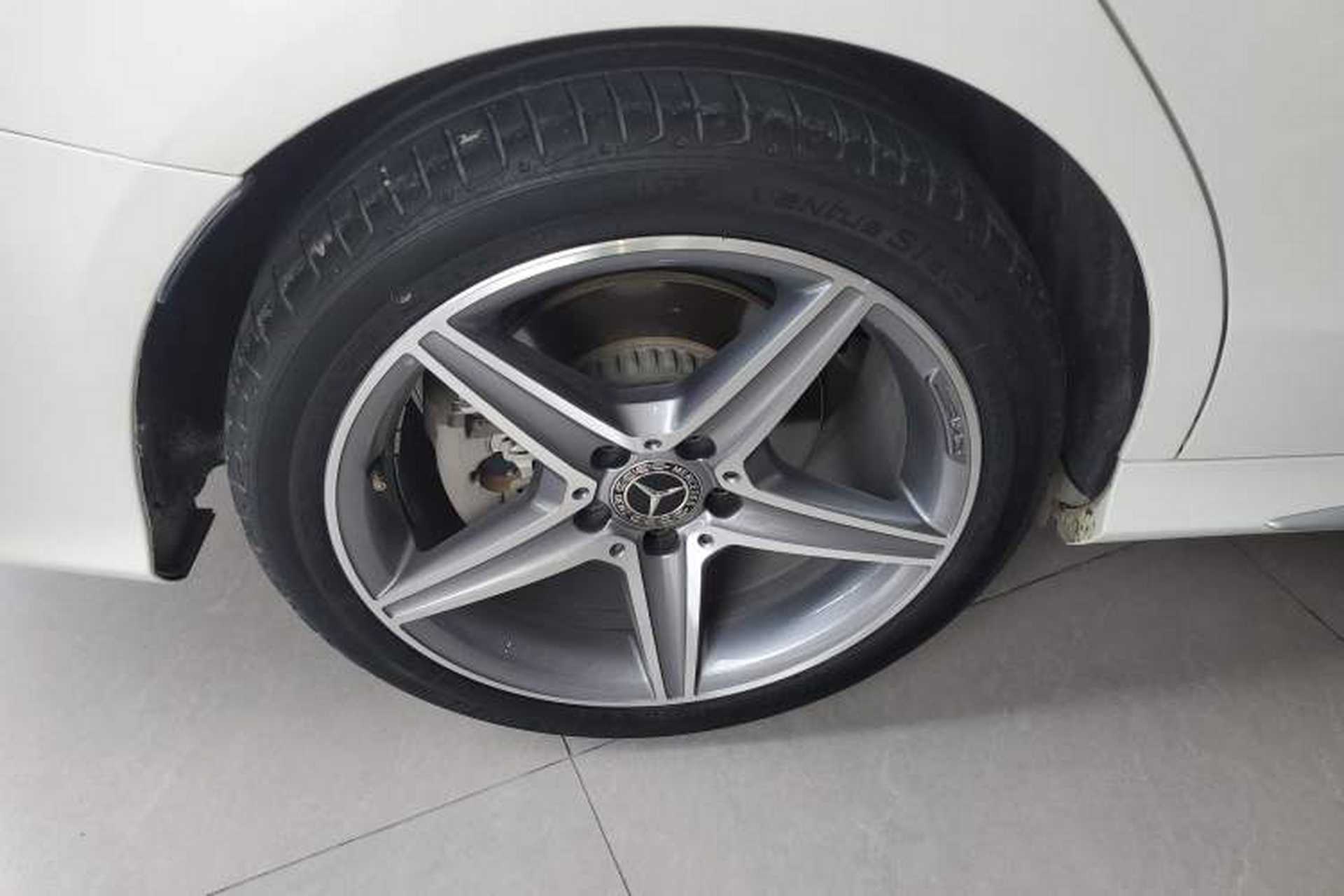 Used Mercedes-Benz C-Class 2019 C 260 L 4MATIC Sport Edition Exterior 5