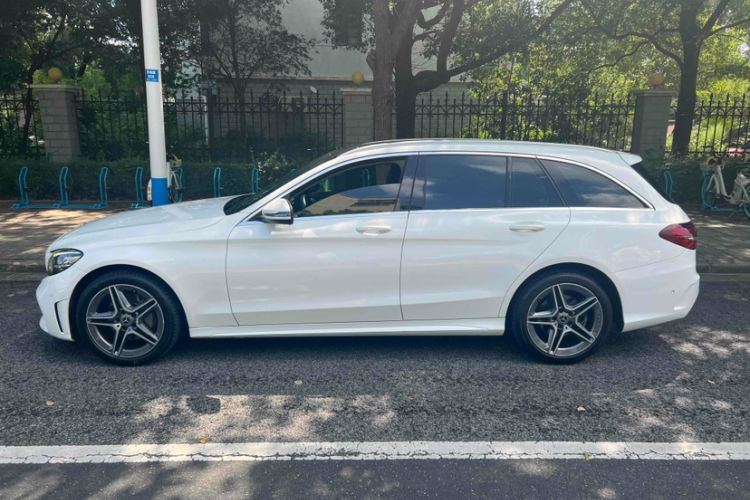 Used Mercedes-Benz C-Class 2019 C 260 Estate Exterior 6