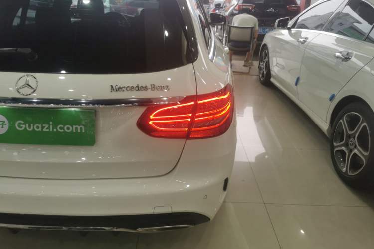 Used Mercedes-Benz C-Class 2019 C 260 Estate Exterior 6