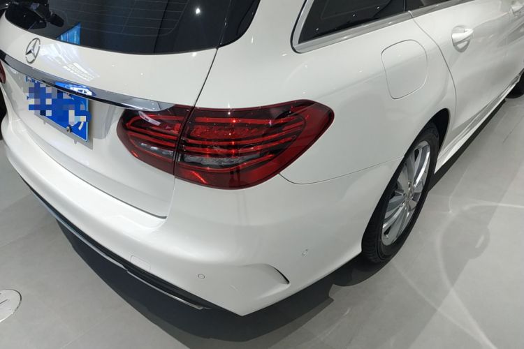 Used Mercedes-Benz C-Class 2019 C 180 Estate Exterior 6