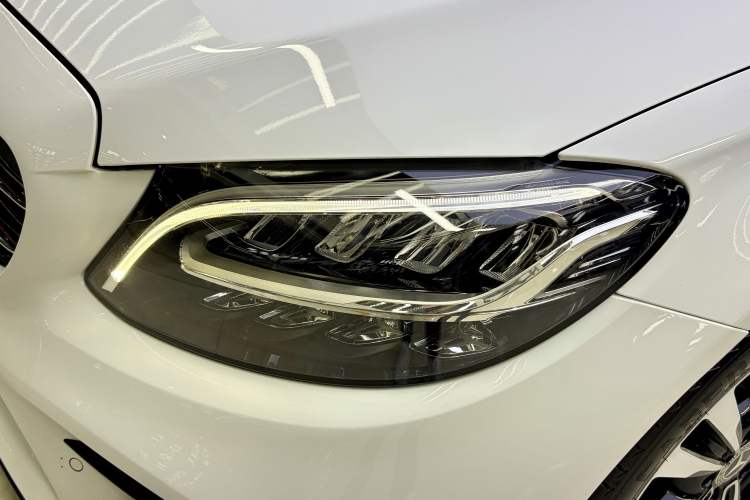 Used Mercedes-Benz C-Class 2019 C 260 Sport Edition Exterior 6