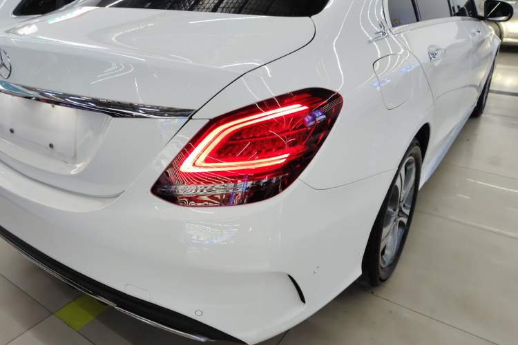 Used Mercedes-Benz C-Class 2019 Restyled C 260 L Sport Edition Exterior 6