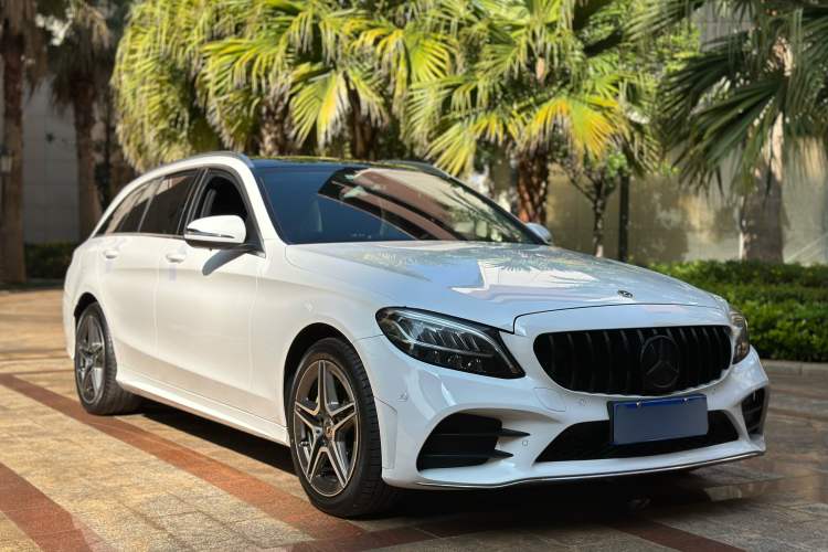 Used Mercedes-Benz C-Class 2019 C 260 Estate Exterior 7