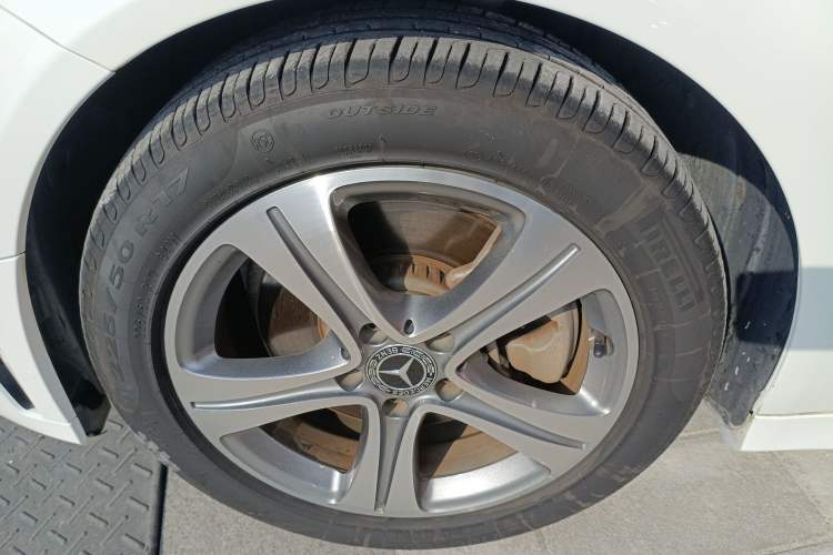 Used Mercedes-Benz C-Class 2019 C 260 L Sport Edition Exterior 7