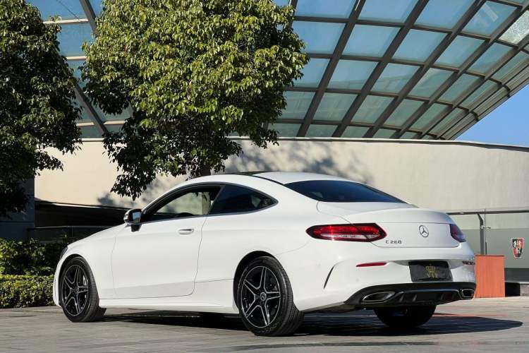 Used Mercedes-Benz C-Class 2019 C 260 Coupe Exterior 7