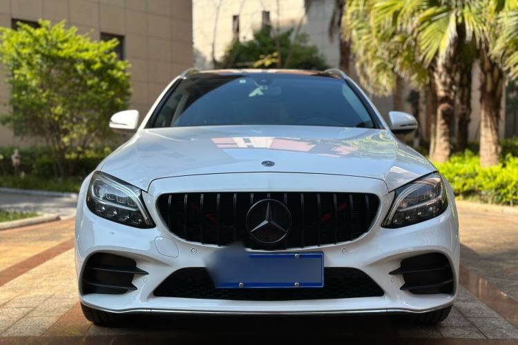 Used Mercedes-Benz C-Class 2019 C 260 Estate Exterior 8