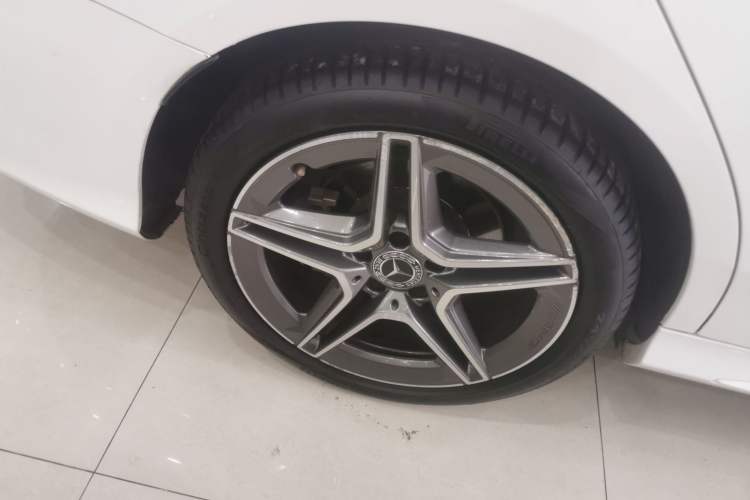 Used Mercedes-Benz C-Class 2019 C 260 Estate Exterior 8