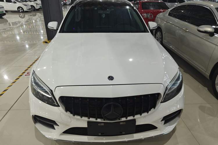 Used Mercedes-Benz C-Class 2019 C 260 Estate Front