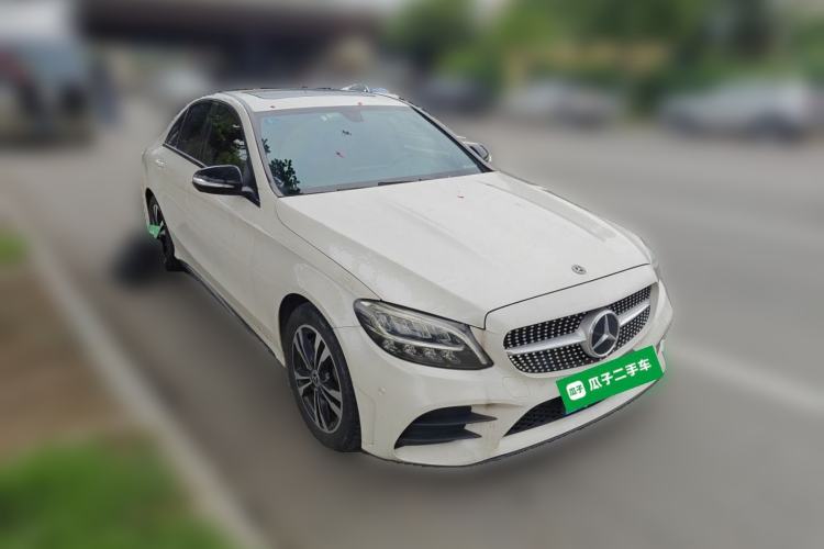 Used Mercedes-Benz C-Class 2019 C 260 Sport Edition Front Right 45 Deg