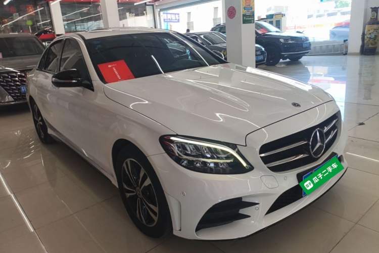 Used Mercedes-Benz C-Class 2019 C 260 Sport Edition Front Right 45 Deg