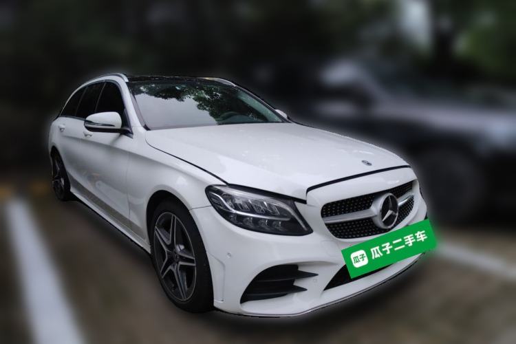 Used Mercedes-Benz C-Class 2019 C 260 Estate Front Right 45 Deg